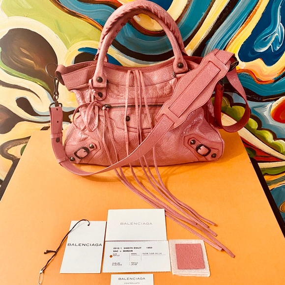 🎉🎉🎉Louis Vuitton, Balenciaga Bags & Gucci WOC - Picture 10 of 11